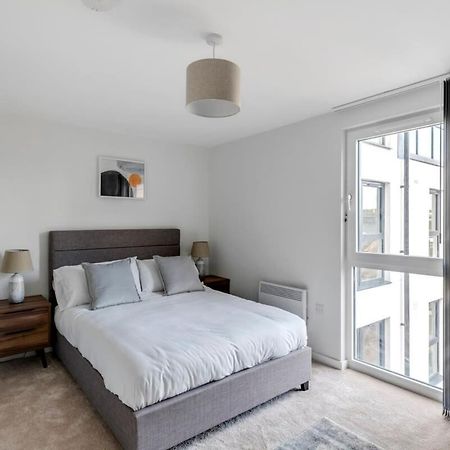 Spacious 1 Bedroom Apartment in a Converted Mill Leeds  Exterior foto