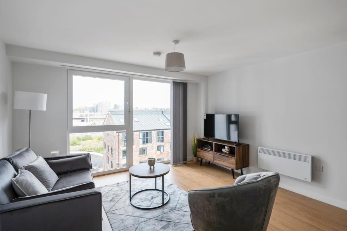 Spacious 1 Bedroom Apartment in a Converted Mill Leeds  Exterior foto